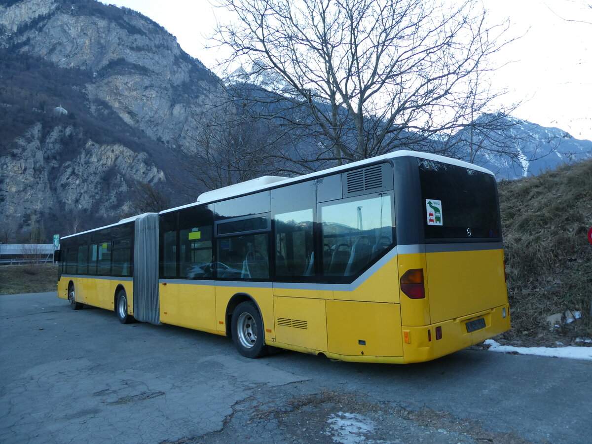 (232'301) - TMR Martigny - Nr. 129 - Mercedes am 23. Januar 2022 bei St-Maurice