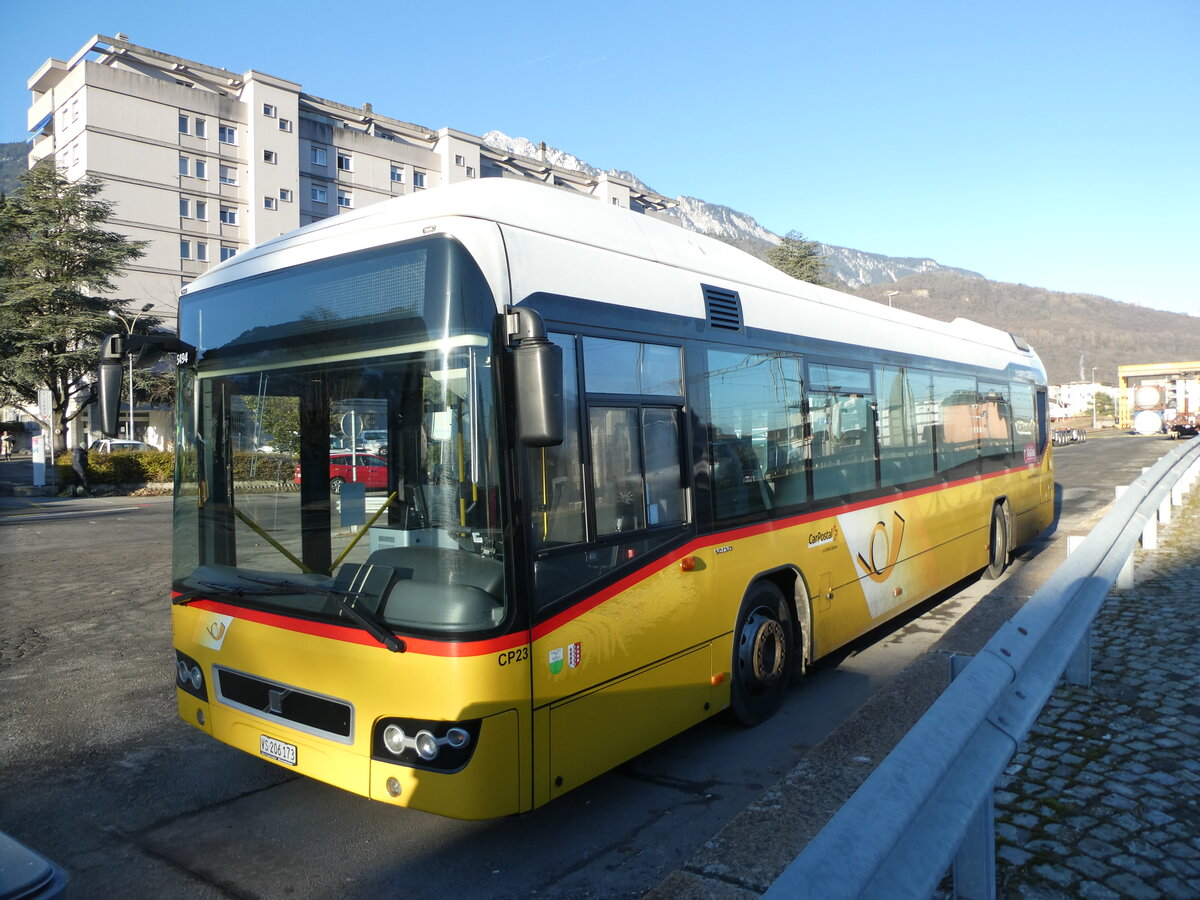 (232'310) - TPC Aigle - Nr. CP23/VS 206'173 - Volvo am 23. Januar 2022 beim Bahnhof Monthey CFF