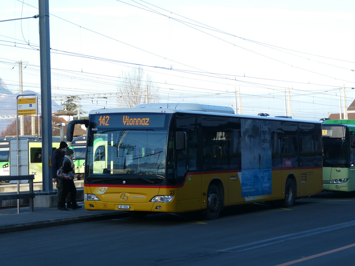 (232'436) - MOB Montreux - Nr. 33/VD 1054 - Mercedes am 29. Januar 2022 beim Bahnhof Aigle