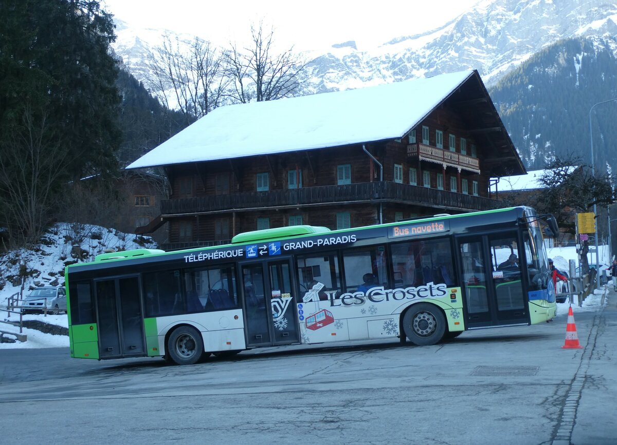 (232'447) - TPC Aigle - Nr. 450/VS 353'316 - Solaris (ex Nr. 17) am 29. Januar 2022 beim Bahnhof Champry