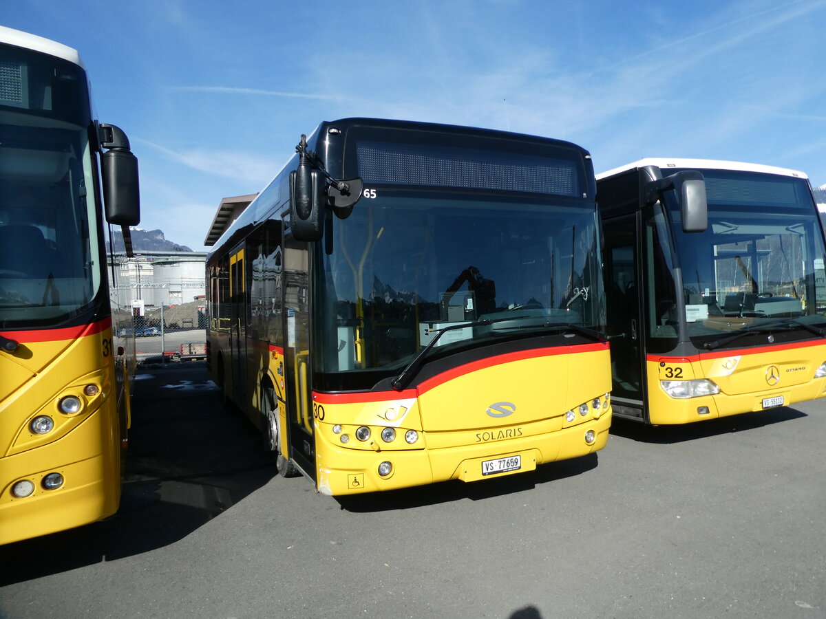 (232'777) - MOB Montreux - Nr. 30/VS 77'659 - Solaris am 12. Februar 2022 in Collombey, Garage TPC