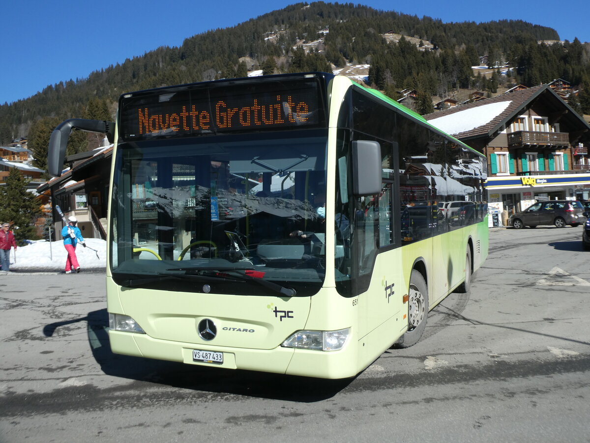 (233'174) - TPC Aigle - Nr. 651/VS 487'433 - Mercedes (ex KWG Bad Wildungen/D) am 26. Februar 2022 in Morgins, Post