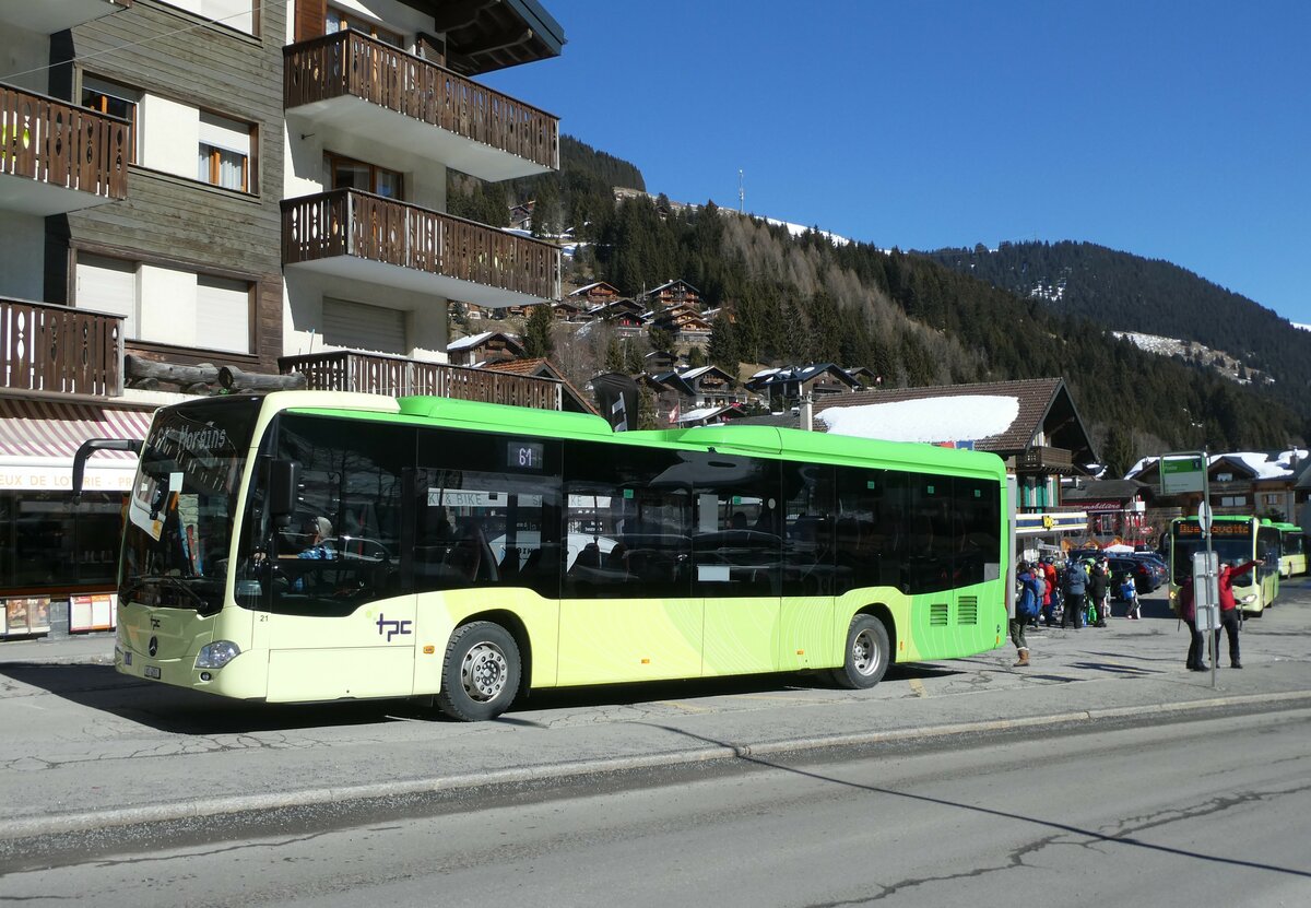 (233'182) - TPC Aigle - Nr. 21/VD 4151 - Mercedes (ex Brmmel, D-Raesfeld) am 26. Februar 2022 in Morgins, Post