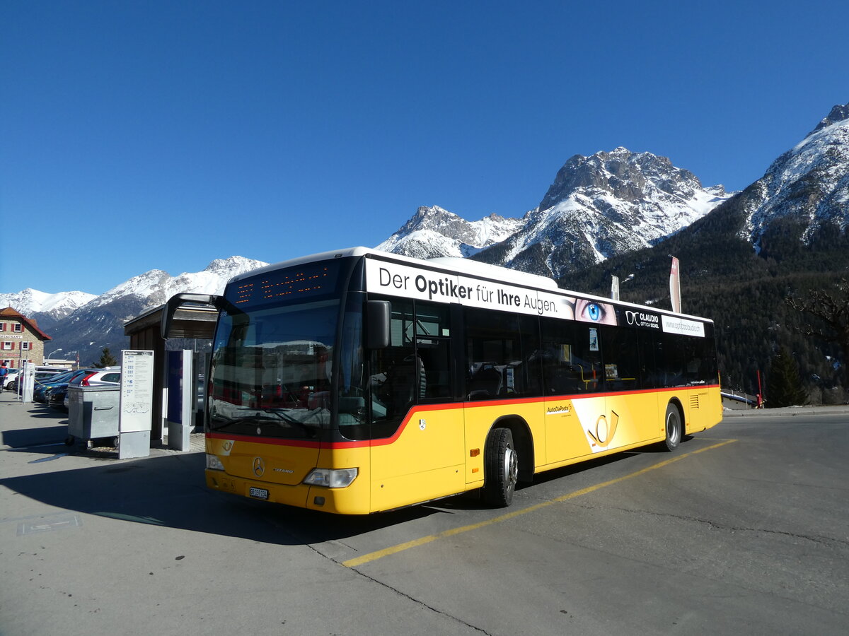 (233'689) - PostAuto Graubnden - 159'234 - Mercedes am 10. Mrz 2022 beim Bahnhof Scuol-Tarasp