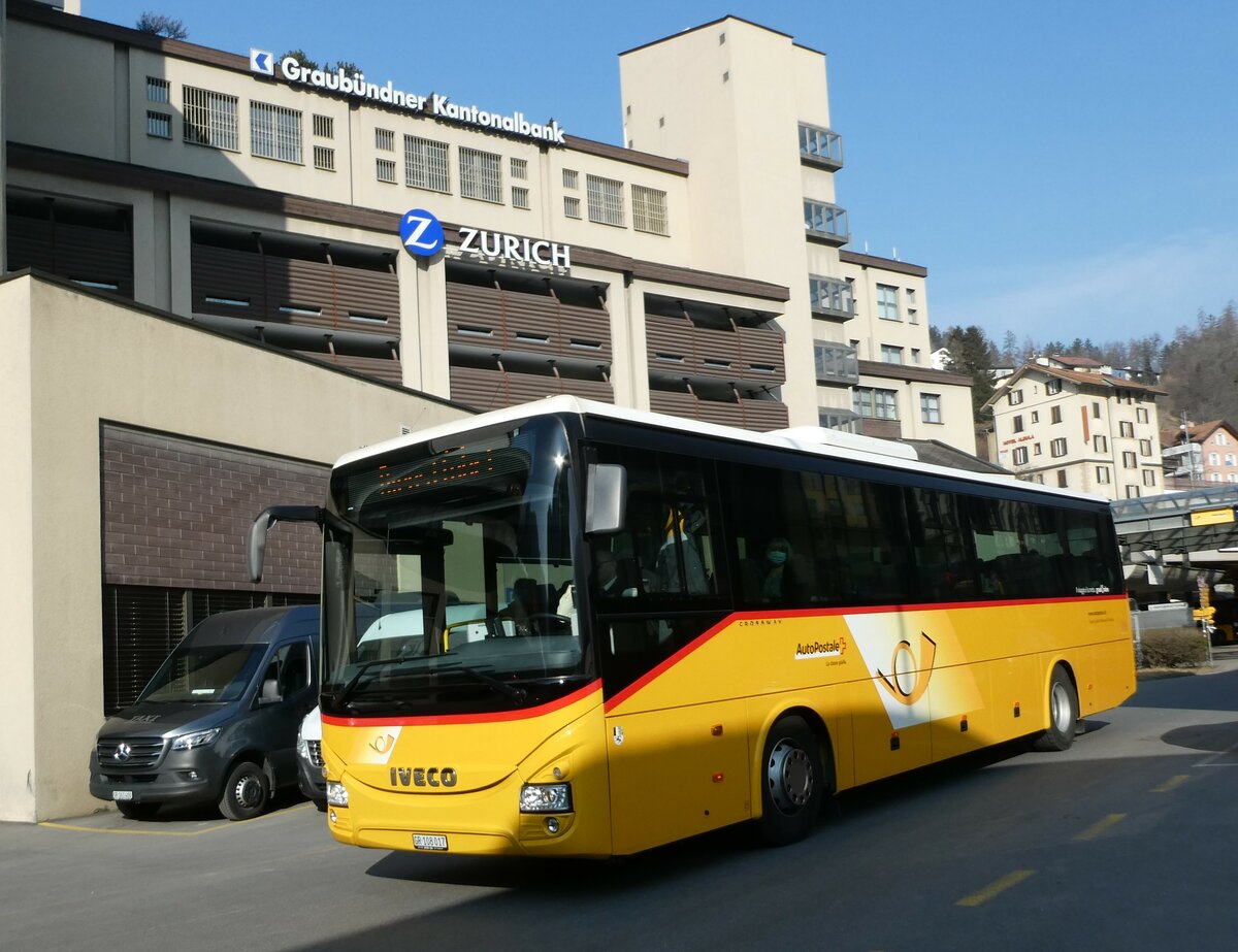 (233'746) - TpM, Mesocco - Nr. 17/GR 108'017 - Iveco am 11. Mrz 2022 beim Bahnhof Thusis