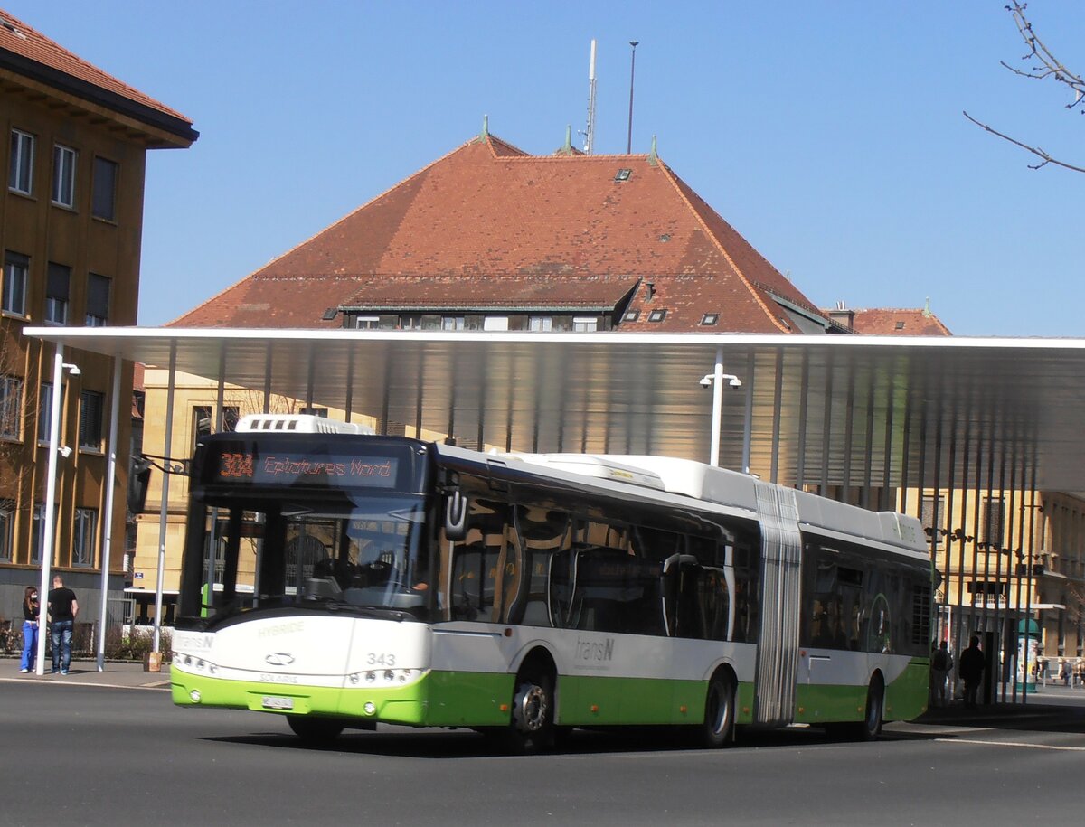 (234'090) - transN, La Chaux-de-Fonds - Nr. 343/NE 145'343 - Solaris am 26. Mrz 2022 beim Bahnhof La Chaux-de-Fonds