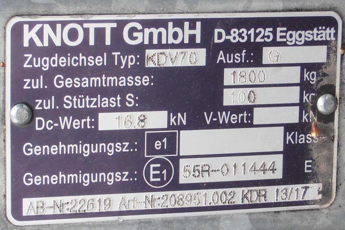 (234'184) - Typenschild - STI Thun BE 686'003 - am 3. April 2022 in Thun, Garage