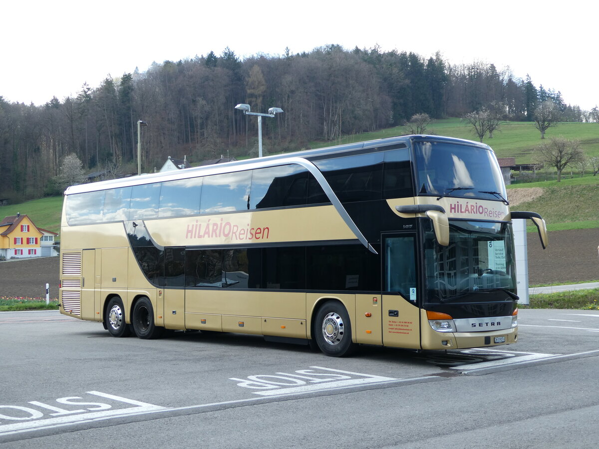 (234'311) - Hilrio, Schtz - ZH 31'917 U - Setra am 10. April 2022 in Winterthur, EvoBus