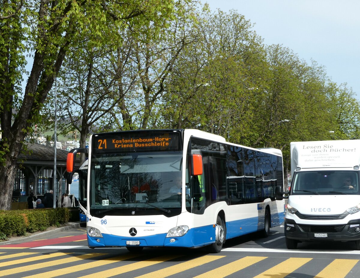 (234'469) - VBL Luzern - Nr. 96/LU 15'060 - Mercedes am 11. April 2022 beim Bahnhof Luzern