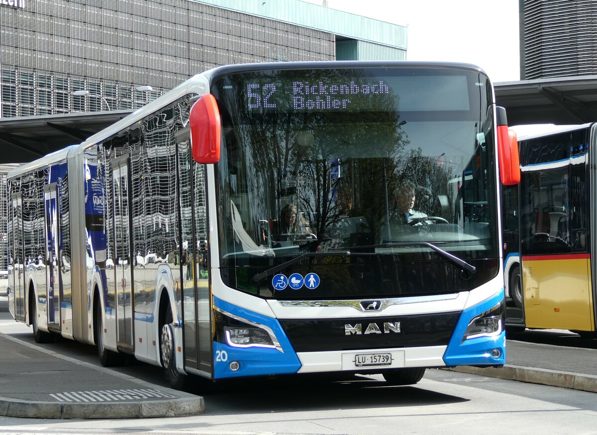 (234'472) - AAGR Rothenburg - Nr. 20/LU 15'739 - MAN am 11. April 2022 beim Bahnhof Luzern