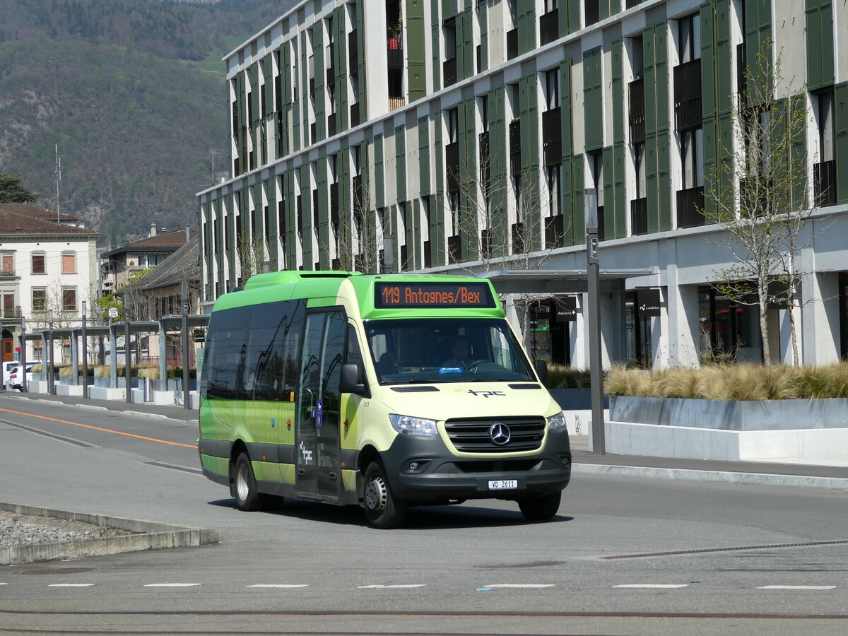 (234'590) - TPC Aigle - Nr. 613/VD 2611 - Mercedes/ProBus am 15. April 2022 beim Bahnhof Aigle