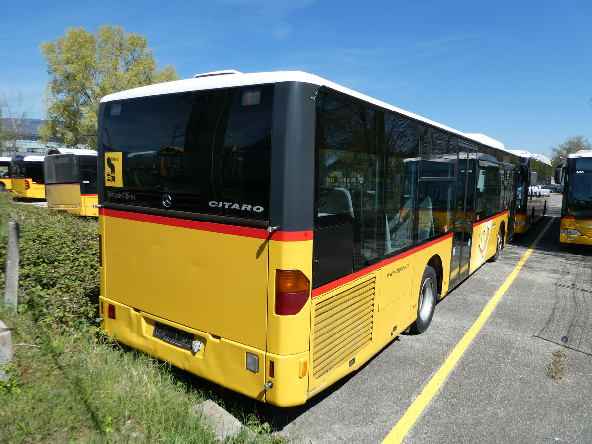 (234'730) - CarPostal Ouest - (VD 570'809) - Mercedes (ex SAPJV, L'Isle Nr. 13) am 18. April 2022 in Yverdon, Garage