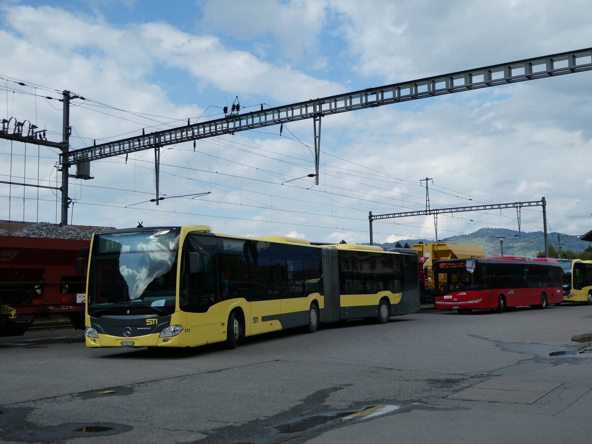 (234'856) - STI Thun - Nr. 172/BE 752'172 - Mercedes am 26. April 2022 beim Bahnhof Wimmis