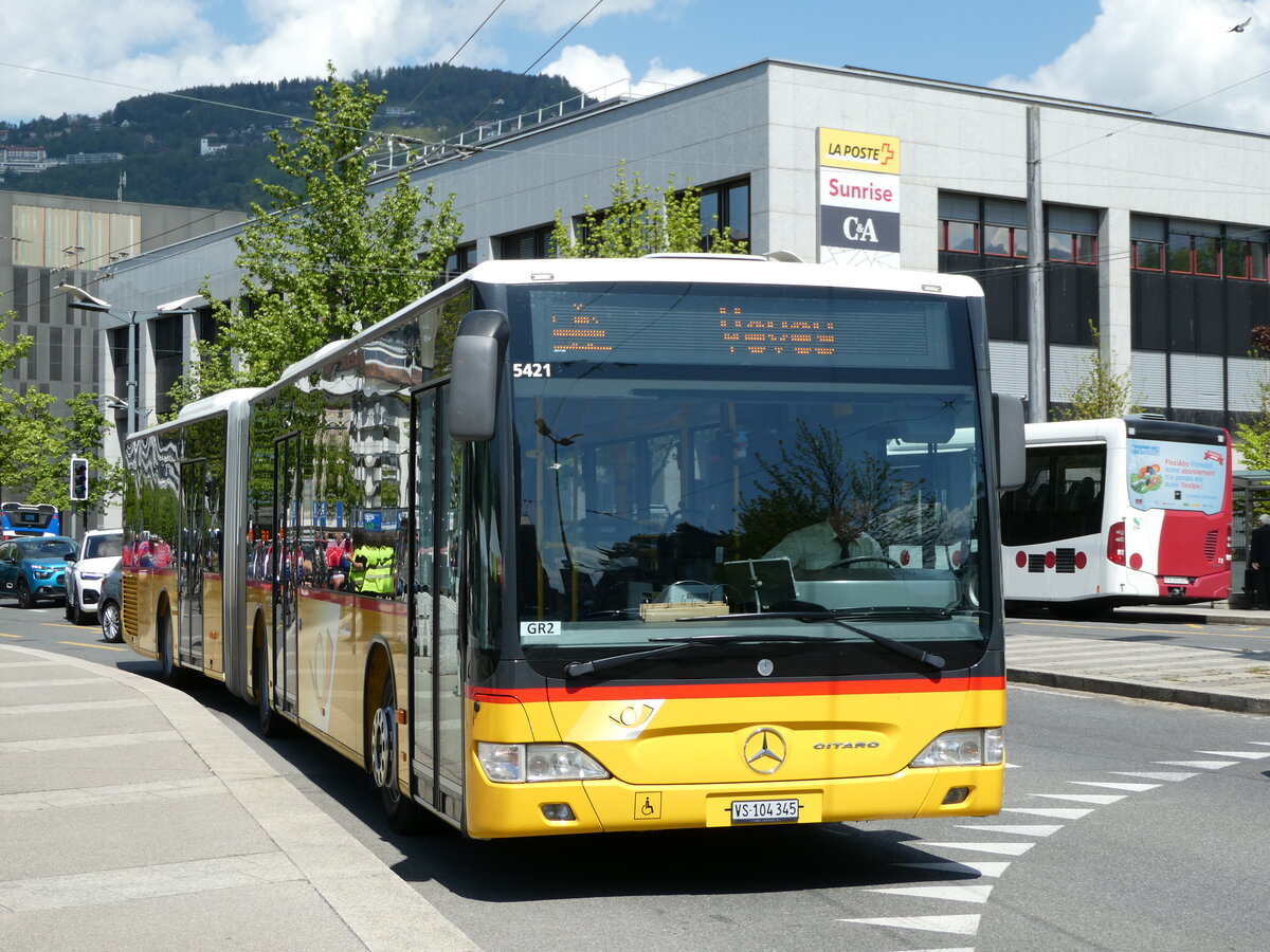 (234'938) - Buchard, Leytron - VS 104'345 - Mercedes am 30. April 2022 beim Bahnhof Vevey