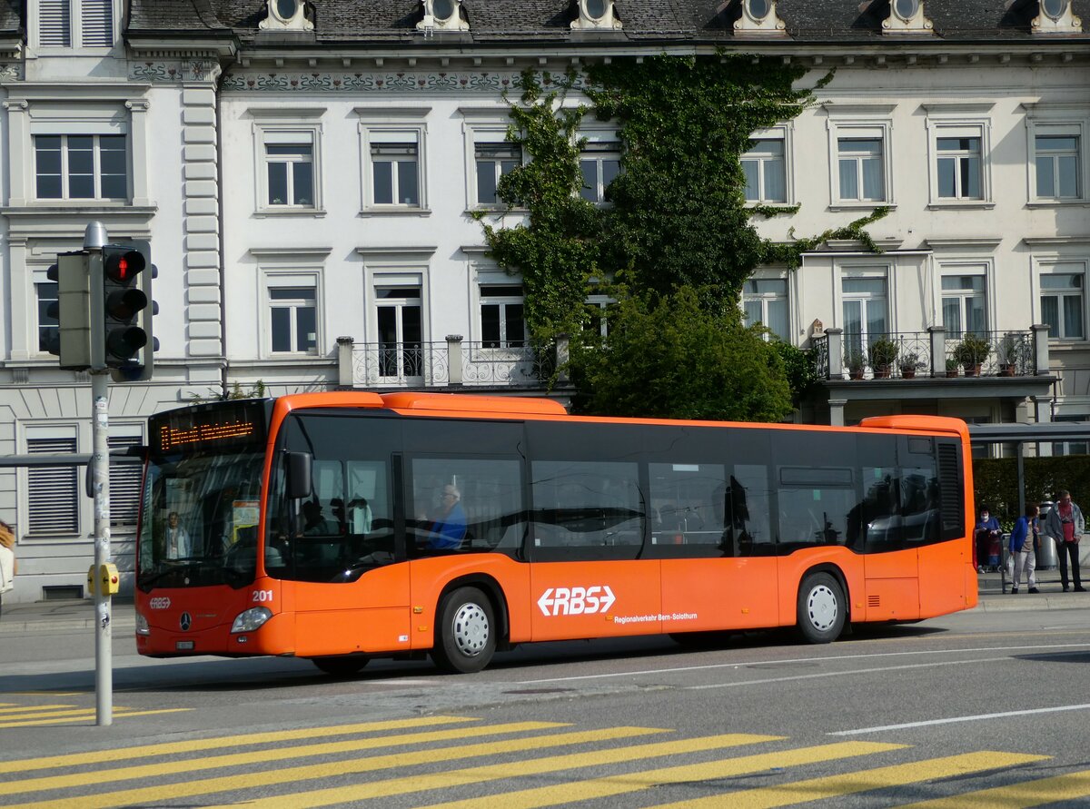 (235'109) - RBS Worblaufen - Nr. 201/BE 800'201 - Mercedes am 4. Mai 2022 beim Hauptbahnhof Solothurn