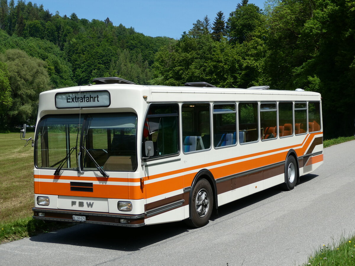 (235'654) - Wegmller, Mnsingen - BE 399'675 - FBW/R&J (ex Bamert, Wollerau) am 15. Mai 2022 bei Oberburg