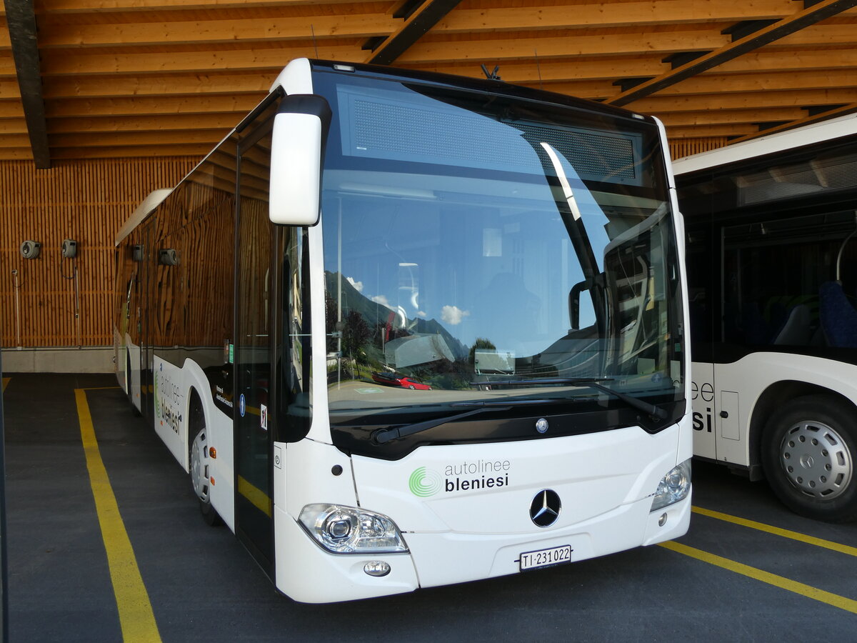 (236'241) - ABl Biasca - Nr. 22/TI 231'022 - Mercedes am 26. Mai 2022 in Biasca, Garage