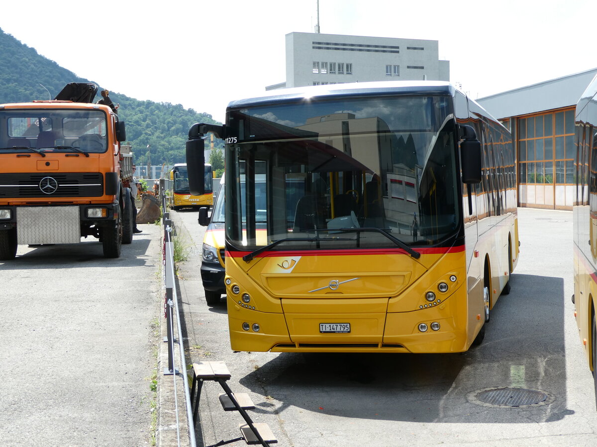 (236'322) - Autopostale, Muggio - TI 147'795 - Volvo am 26. Mai 2022 in Balerna, Garage