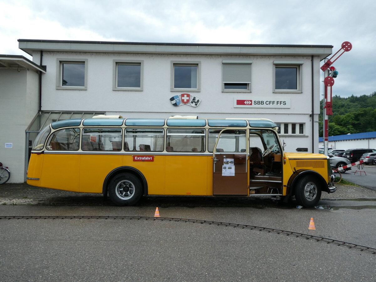 (236'800) - Mosimann, Aesch - ZH 26'245 - Saurer/Tscher (ex diverse Besitzer; ex Fravi, Andeer) am 5. Juni 2022 in Brugg, Bahnpark