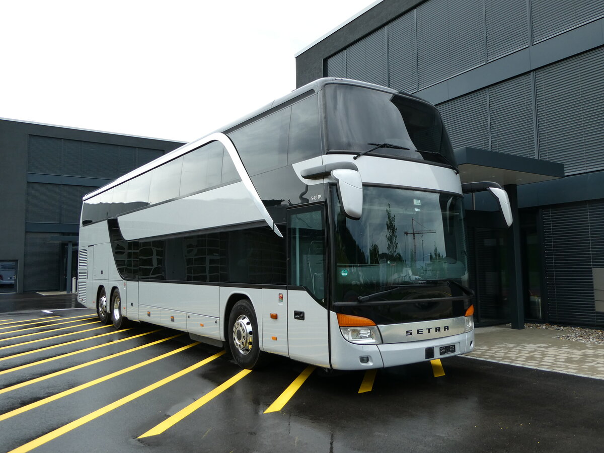 (236'828) - Meier, Zrich - (ZH 131'864) - Setra am 5. Juni 2022 in Winterthur, EvoBus