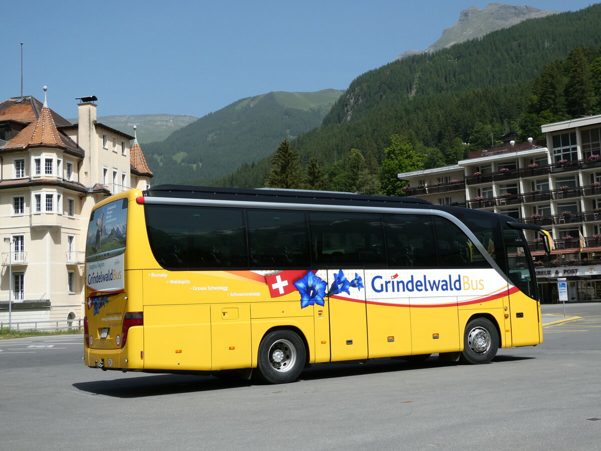 (237'218) - Grindelwaldbus, Grindelwald - Nr. 29/BE 47'910 - Setra am 18. Juni 2022 beim Bahnhof Grindelwald