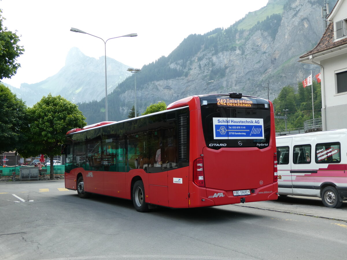 (237'328) - AFA Adelboden - Nr. 92/BE 19'692 - Mercedes am 19. Juni 2022 beim Bahnhof Kandersteg