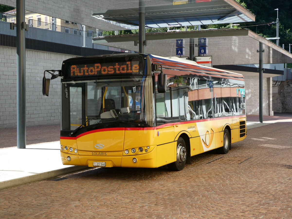 (237'933) - AutoPostale Ticino - TI 237'646 - Solaris am 10. Juli 2022 beim Bahnhof Bellinzona