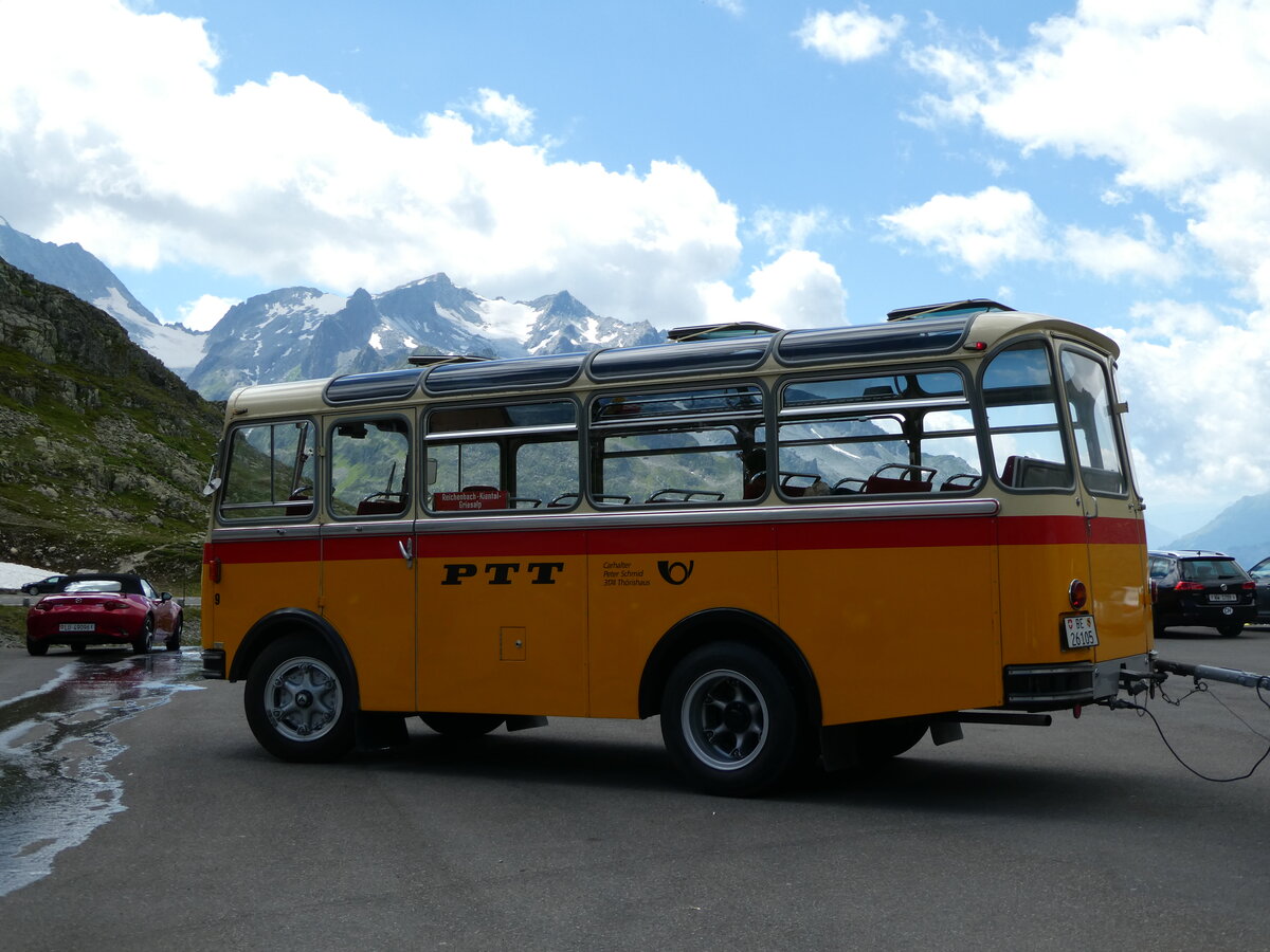 (237'985) - Schmid, Thrishaus - Nr. 9/BE 26'105 - Saurer/R&J (ex Geiger, Adelboden Nr. 9) am 10. Juli 2022 in Susten, Passhhe