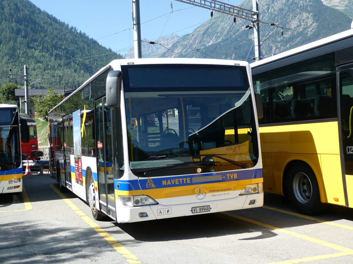 (238'092) - TMR Martigny - Nr. 106/VS 89'948 - Mercedes am 16. Juli 2022 in Orsires, Garage