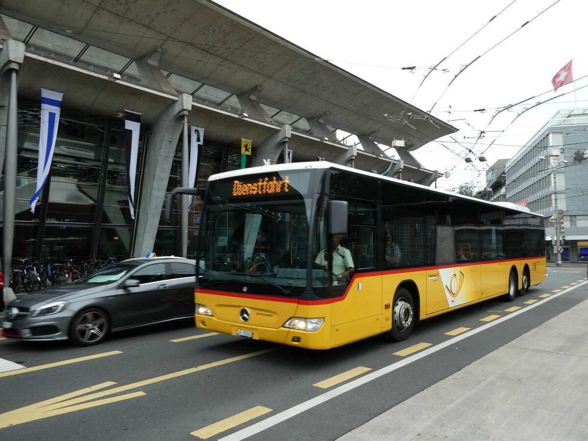 (238'915) - Bucheli, Kriens - Nr. 24/LU 15'010 - Mercedes am 7. August 2022 beim Bahnhof Luzern