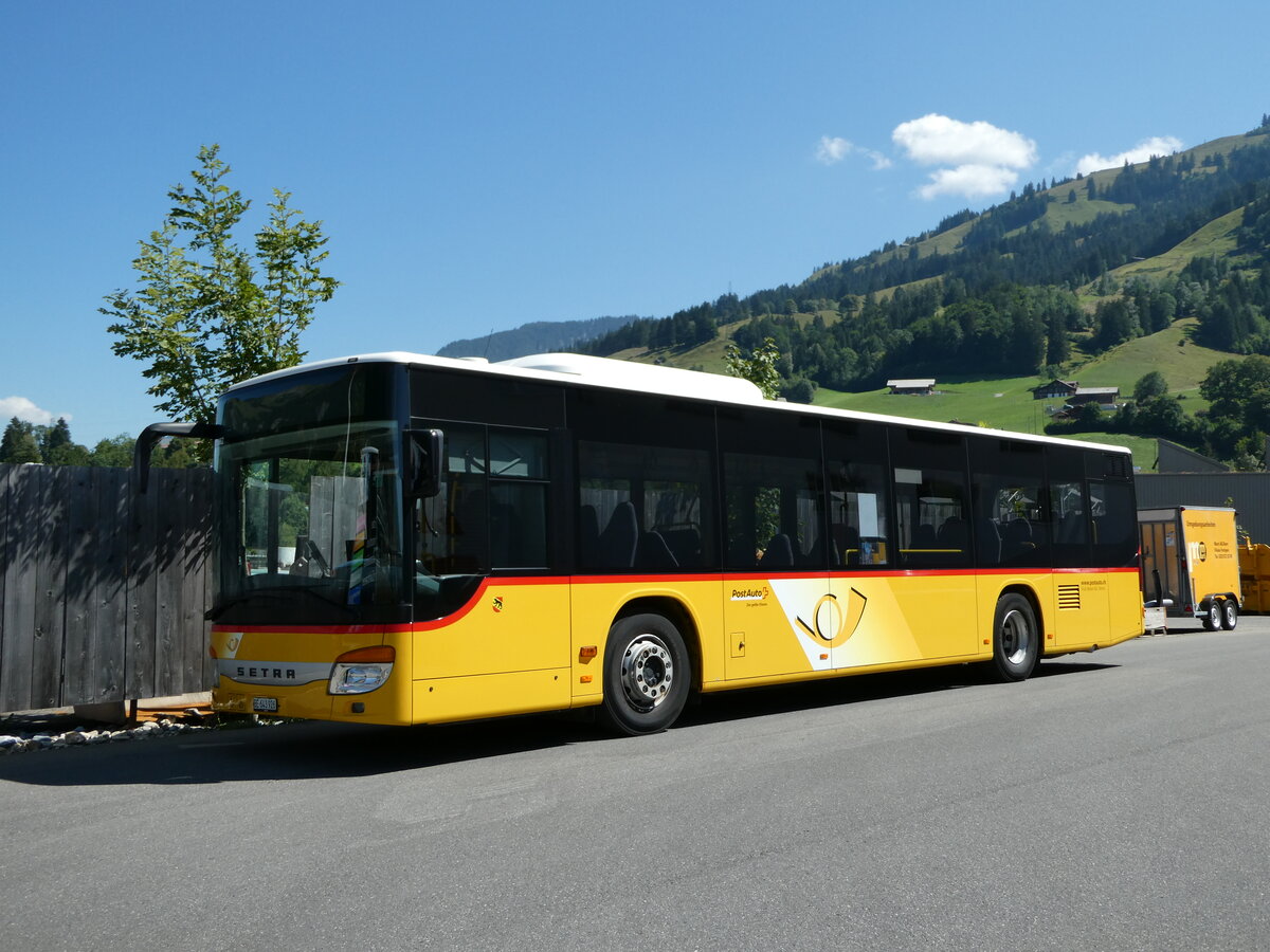 (239'086) - Flck, Brienz - Nr. 8/BE 643'926 - Setra am 16. August 2022 in Frutigen, Garage AFA