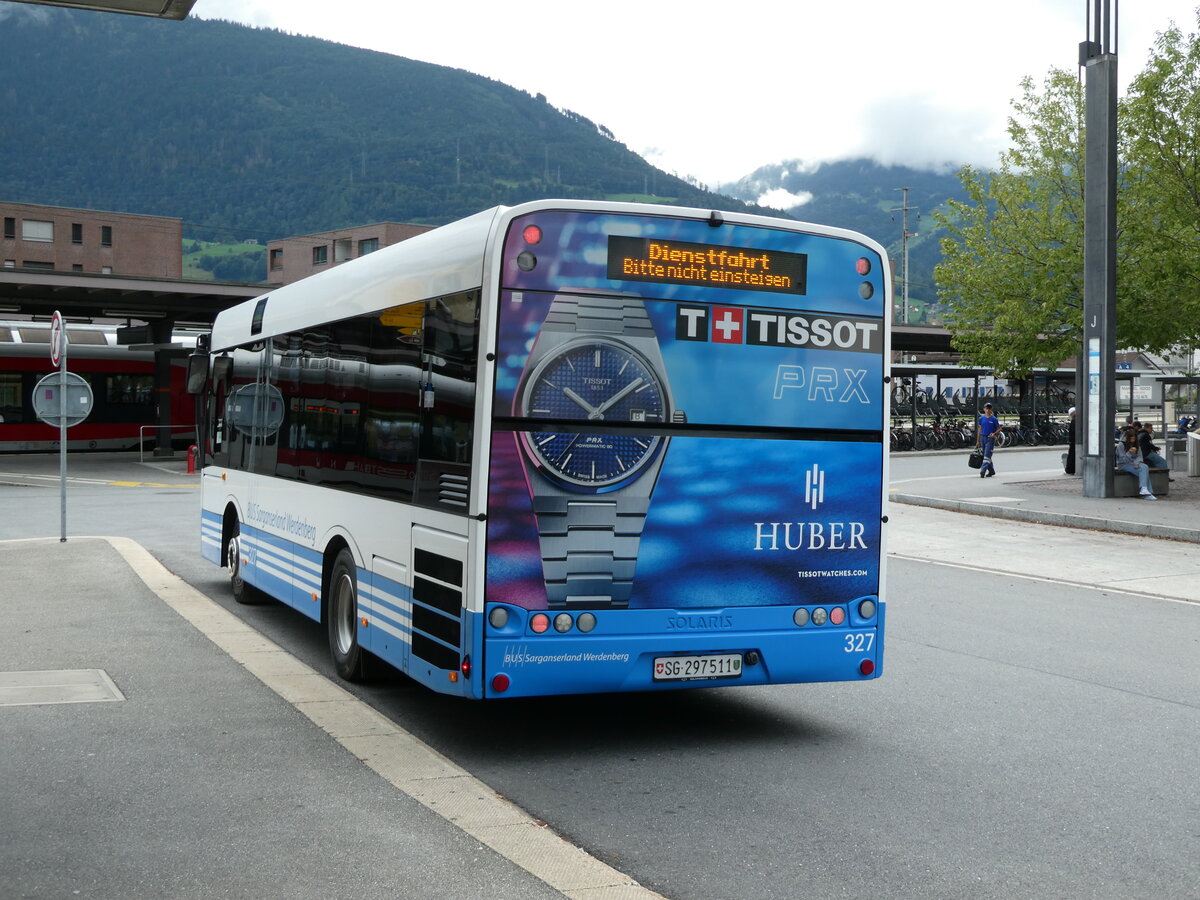 (239'293) - BSW Sargans - Nr. 327/SG 297'511 - Solaris am 20. August 2022 beim Bahnhof Sargans