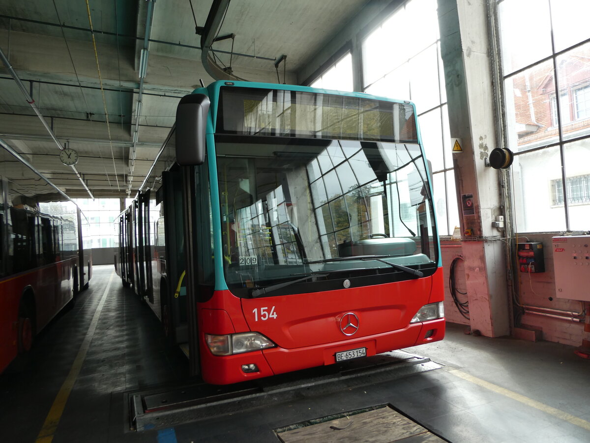 (240'781) - VB Biel - Nr. 154/BE 653'154 - Mercedes am 9. Oktober 2022 in Biel, Depot