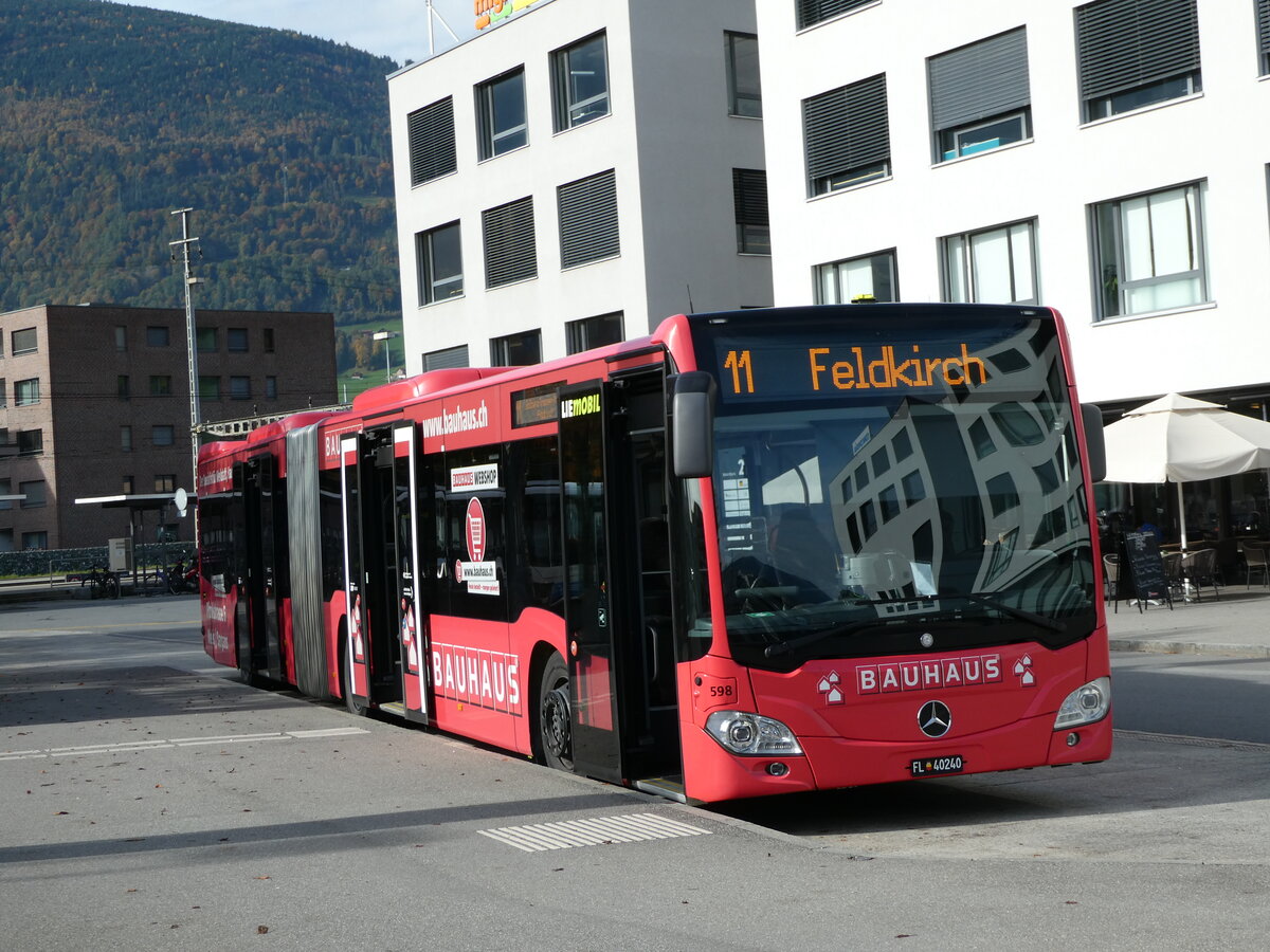 (240'910) - Aus Liechtenstein: BOS PS Anstalt, Vaduz - Nr. 598/FL 40'240 - Mercedes (ex PLA Vaduz Nr. 58; ex PLA Vaduz Nr. 56) am 11. Oktober 2022 beim Bahnhof Sargans