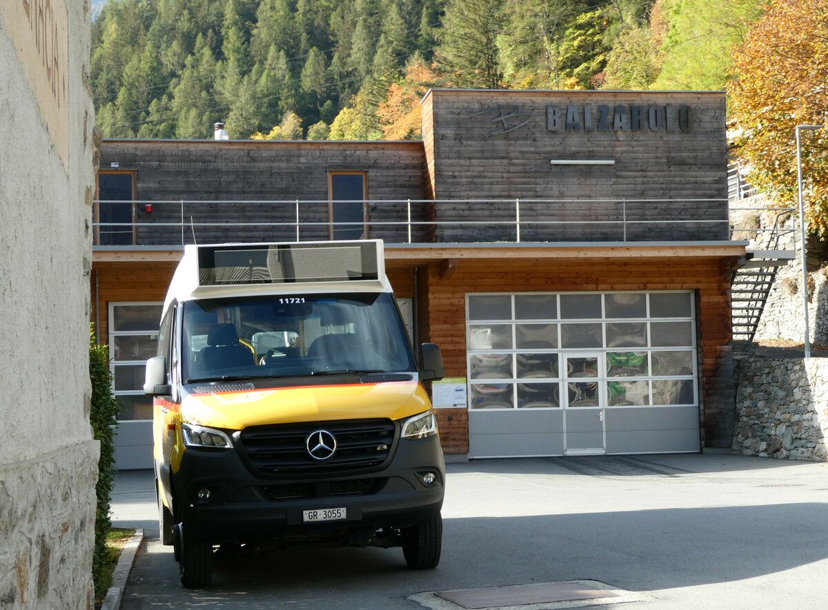 (241'190) - Balzarolo, Poschiavo - GR 3055 - Mercedes am 13. Oktober 2022 in Poschiavo, Garage