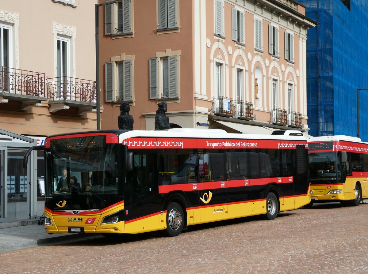 (241'309) - AutoPostale Ticino - TI 278'908 - MAN am 14. Oktober 2022 beim Bahnhof Bellinzona