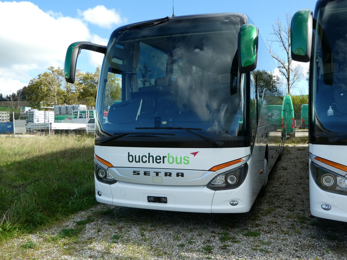 (241'778) - Bucher, Luzern - Nr. 23 - Setra am 22. Oktober 2022 in Ruswil, Garage ARAG