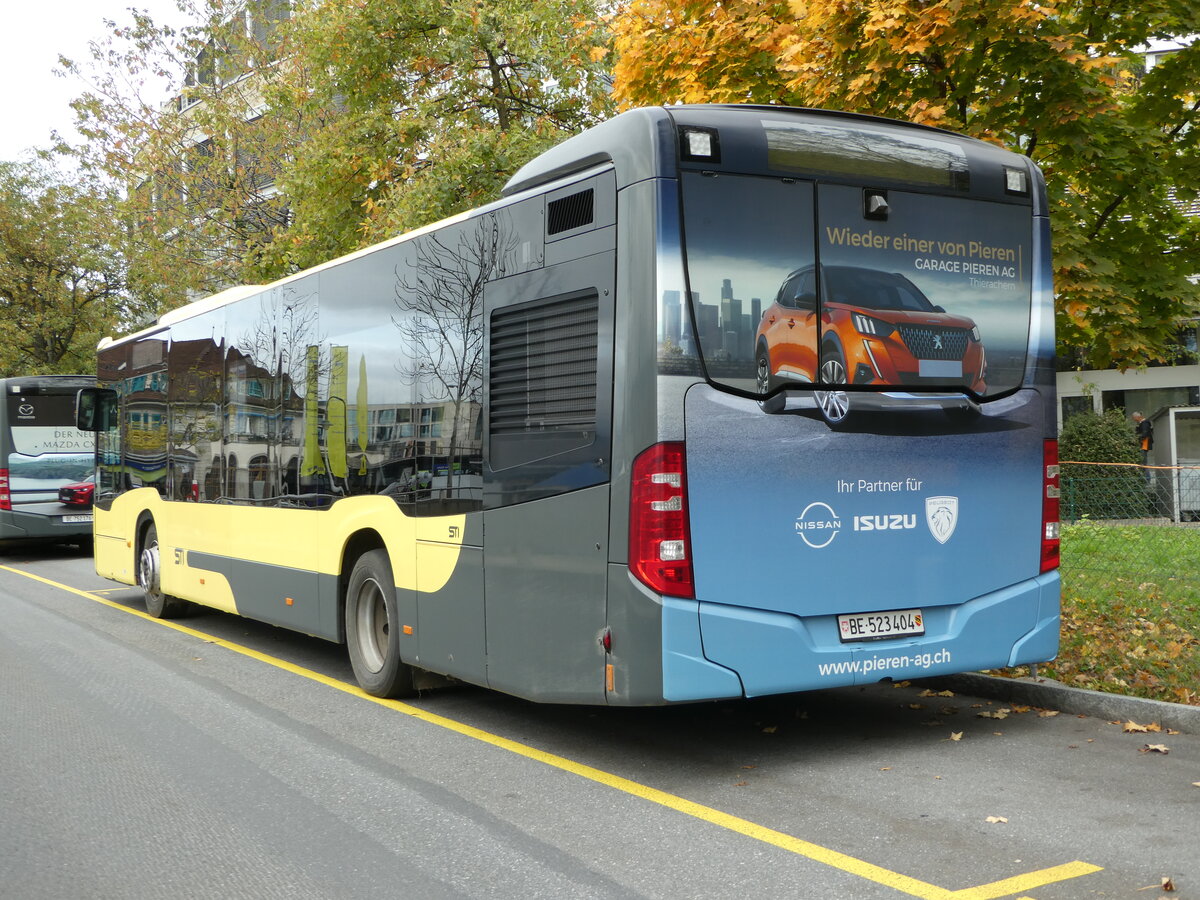 (242'084) - STI Thun - Nr. 404/BE 523'404 - Mercedes am 2. November 2022 bei der Schifflndte Thun