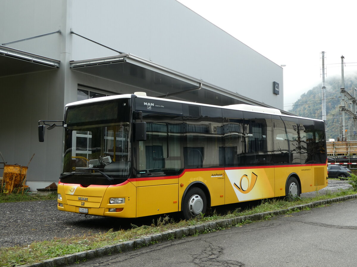 (242'776) - Merzaghi, Maroggia - TI 215'333 - MAN/Gppel (ex AutoPostale Ticino) am 16. November 2022 in Maroggia, Neue Garage