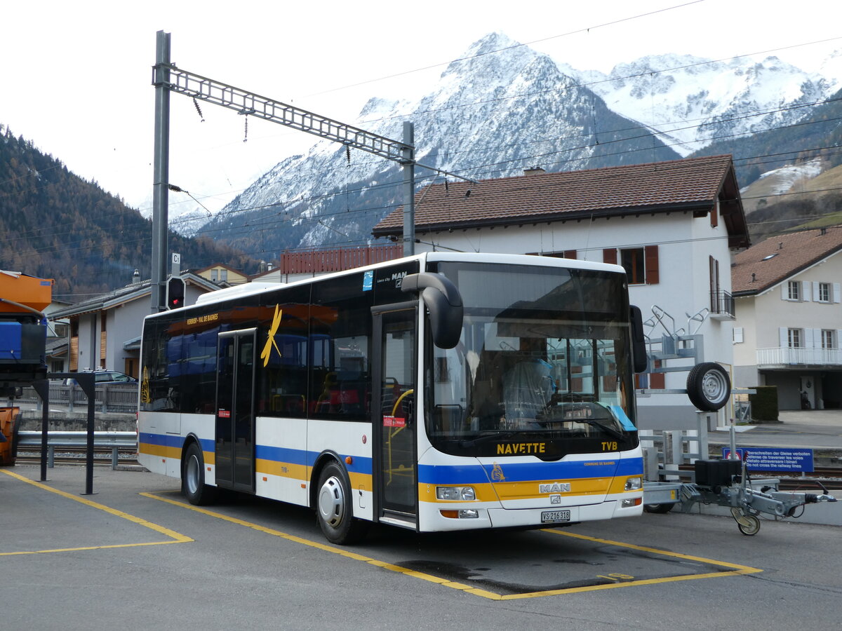 (243'387) - TMR Martigny - Nr. 111/VS 216'318 - MAN/Gppel am 3. Dezember 2022 in Orsires, Garage