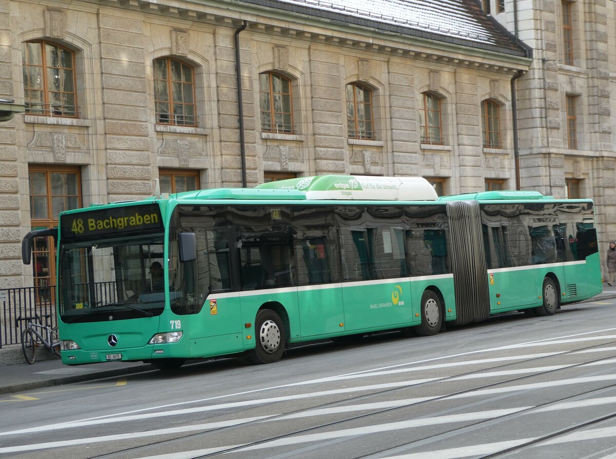 (243'812) - BVB Basel - Nr. 719/BS 6678 - Mercedes am 12. Dezember 2022 beim Bahnhof Basel