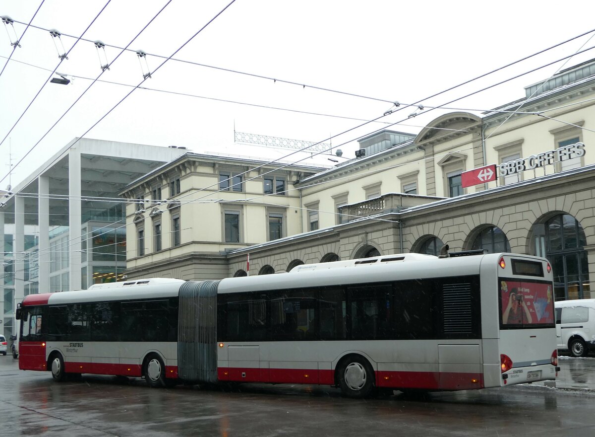 (243'970) - SW Winterthur - Nr. 336/ZH 730'336 - Solaris am 16. Dezember 2022 beim Hauptbahnhof Winterthur