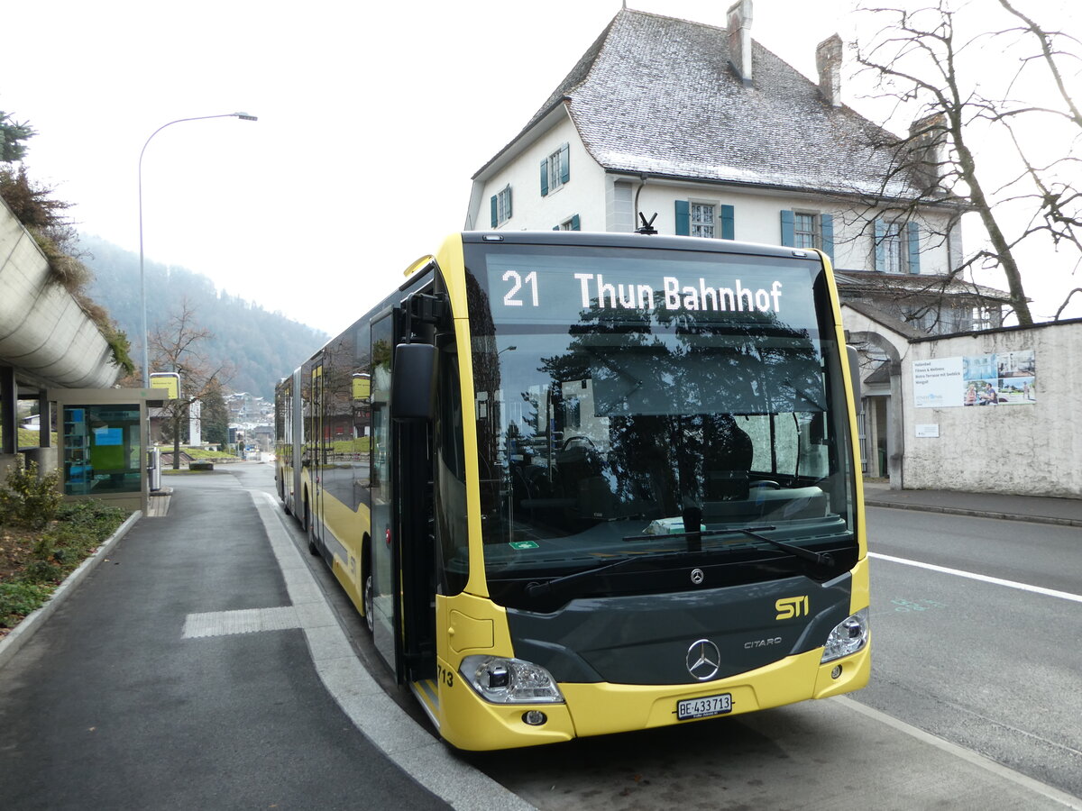 (244'022) - STI Thun - Nr. 713/BE 433'713 - Mercedes am 19. Dezember 2022 in Oberhofen, Wichterheer Gut