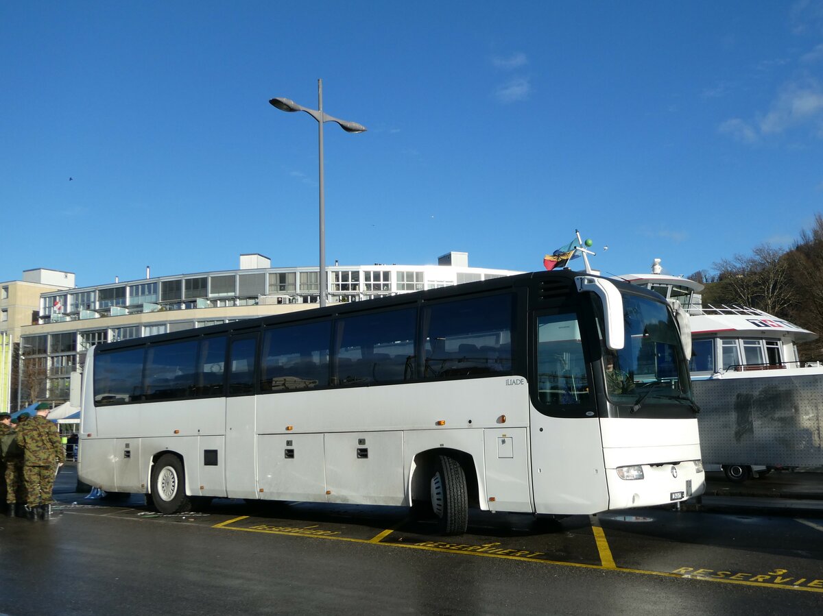 (244'108) - Schweizer Armee - M+29'356 - Irisbus am 22. Dezember 2022 beim Bahnhof Thun