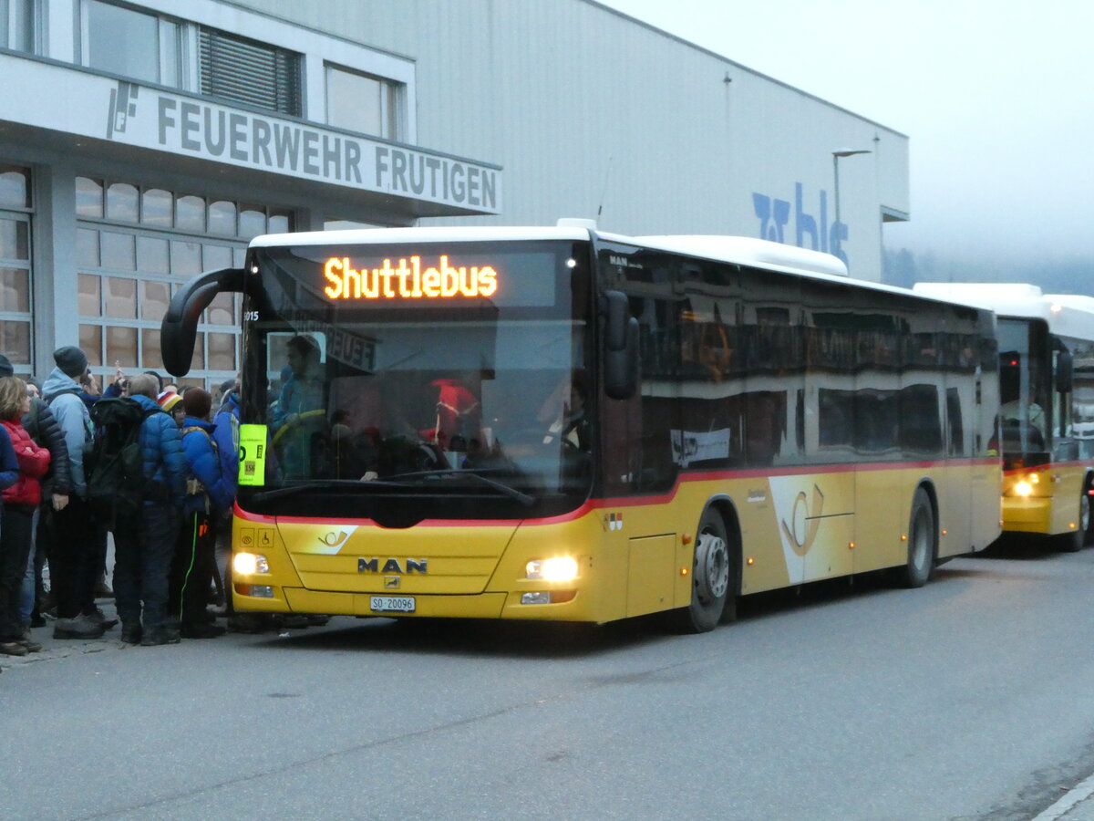 (244'513) - Steiner, Messen - SO 20'096/PID 5015 - MAN (ex SO 104'174) am 7. Januar 2023 beim Bahnhof Frutigen