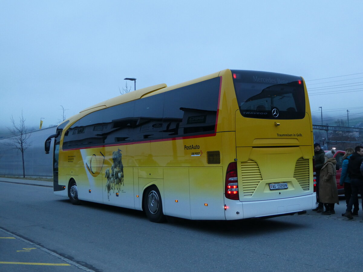 (244'537) - Tschannen, Zofingen - Nr. 19/AG 15'058 - Mercedes am 7. Januar 2023 beim Bahnhof Frutigen