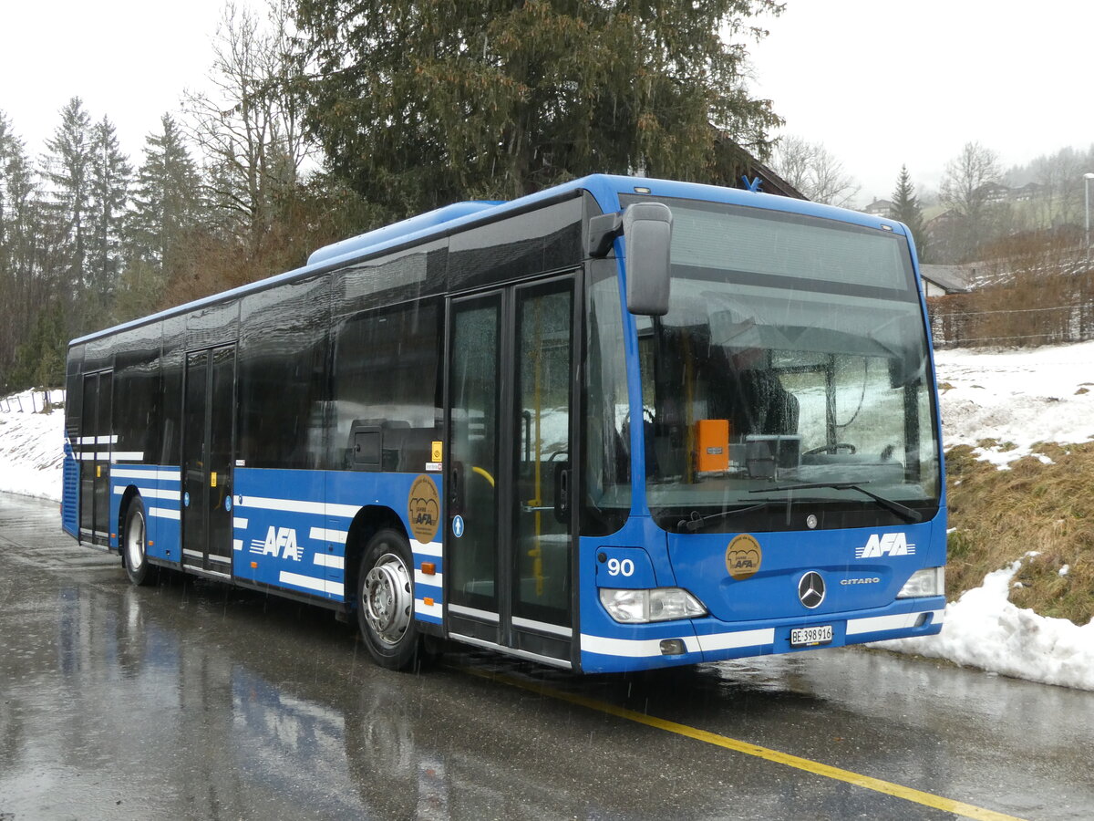 (245'080) - AFA Adelboden - Nr. 90/BE 398'916 - Mercedes am 15. Januar 2023 beim Bahnhof Lenk