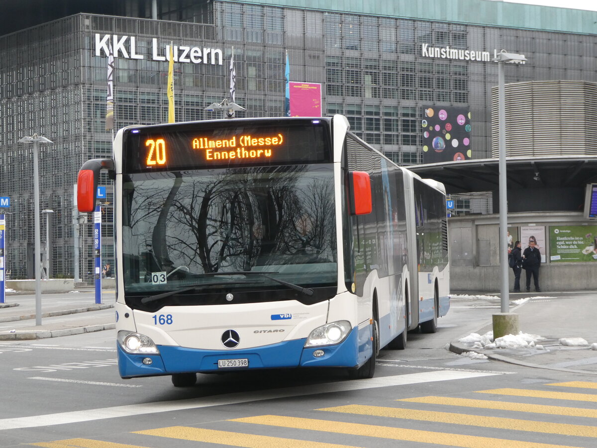 (245'385) - VBL Luzern - Nr. 168/LU 250'398 - Mercedes am 25. Januar 2023 beim Bahnhof Luzern