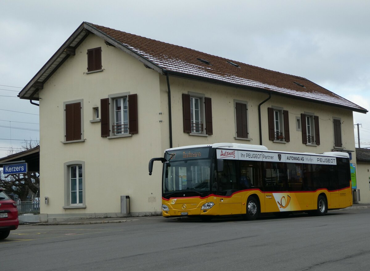 (245'460) - Wieland, Murten - Nr. 118/FR 300'595/PID 11'558 - Mercedes am 28. Januar 2023 beim Bahnhof Kerzers