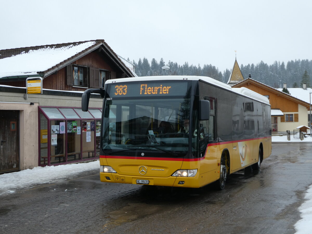 (245'653) - CarPostal Ouest - NE 98'430/PID 5661 - Mercedes am 2. Februar 2023 in La Brvine, Post